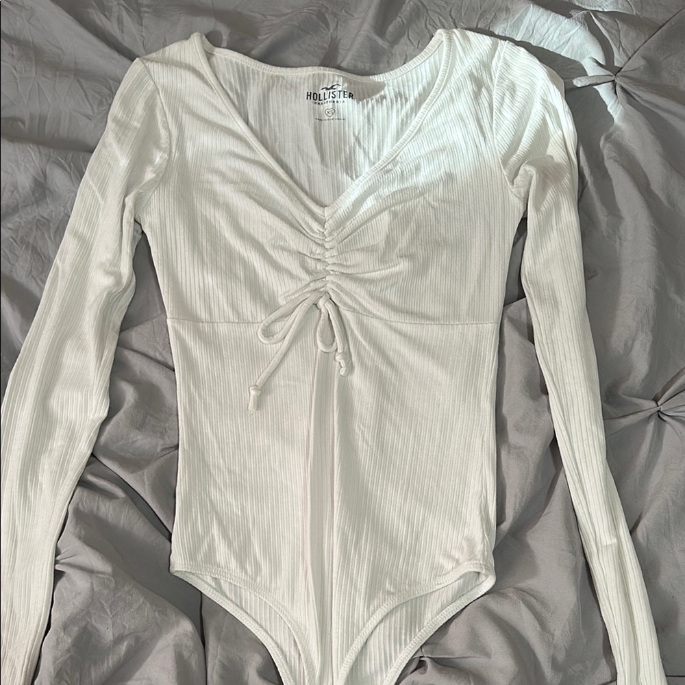 Hollister White Long Sleeve Bodysuit